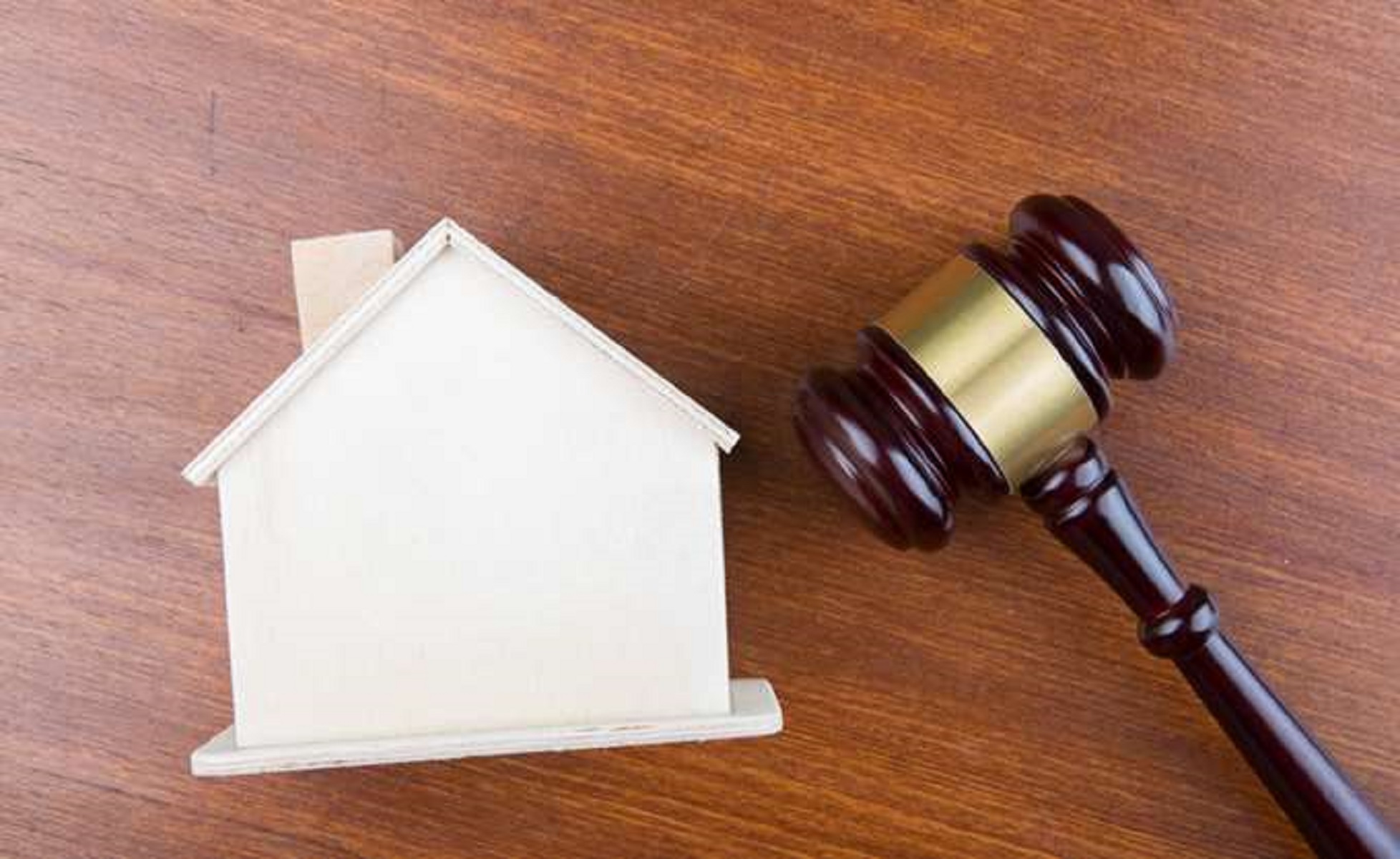 Δανεικά και αγύριστα