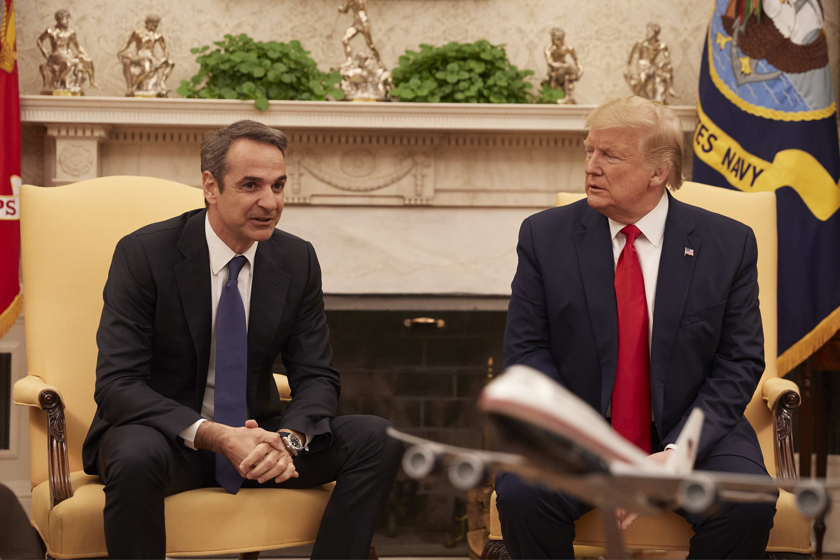 Διαπιστευτήρια και φωτογραφίες στην Ουάσινγκτον