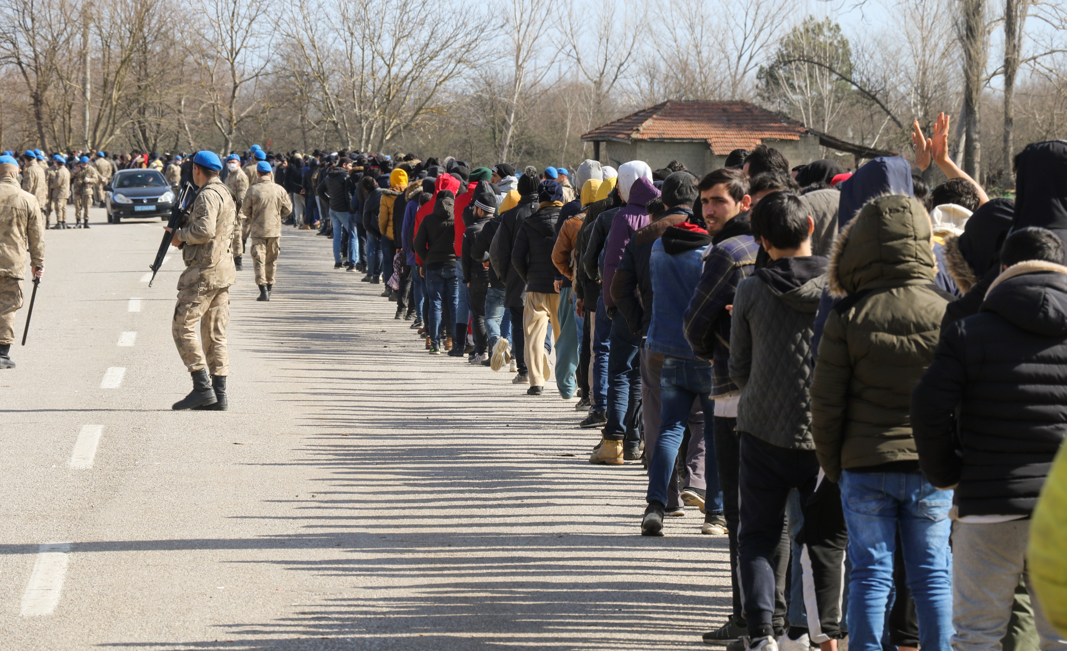Προσφυγικό: Έρευνα για παράνομες επαναπροωθήσεις στα ελληνοτουρκικά σύνορα ζητούν ευρωβουλευτές