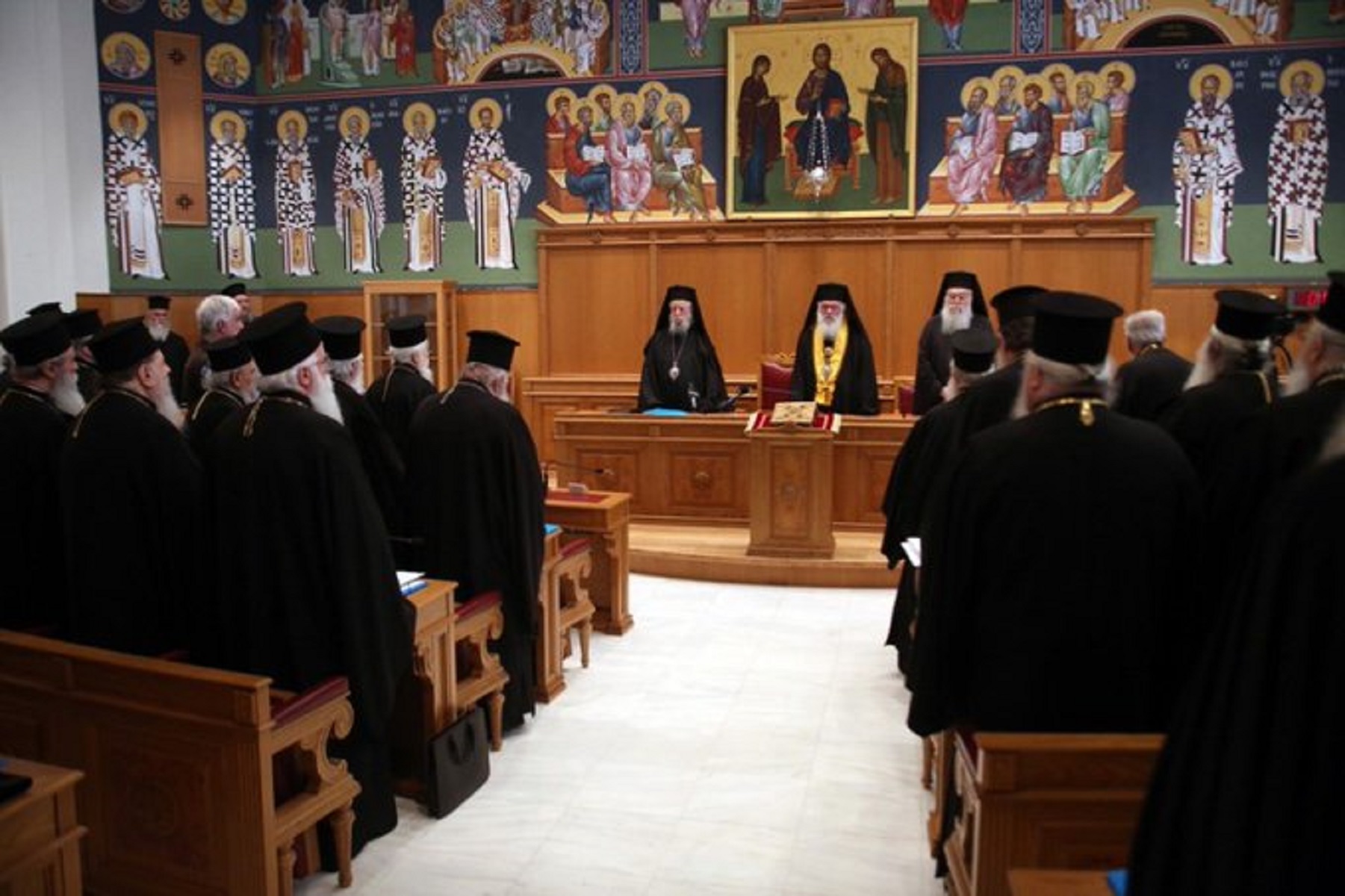 Η Εκκλησία σαν ιερή αγελάδα