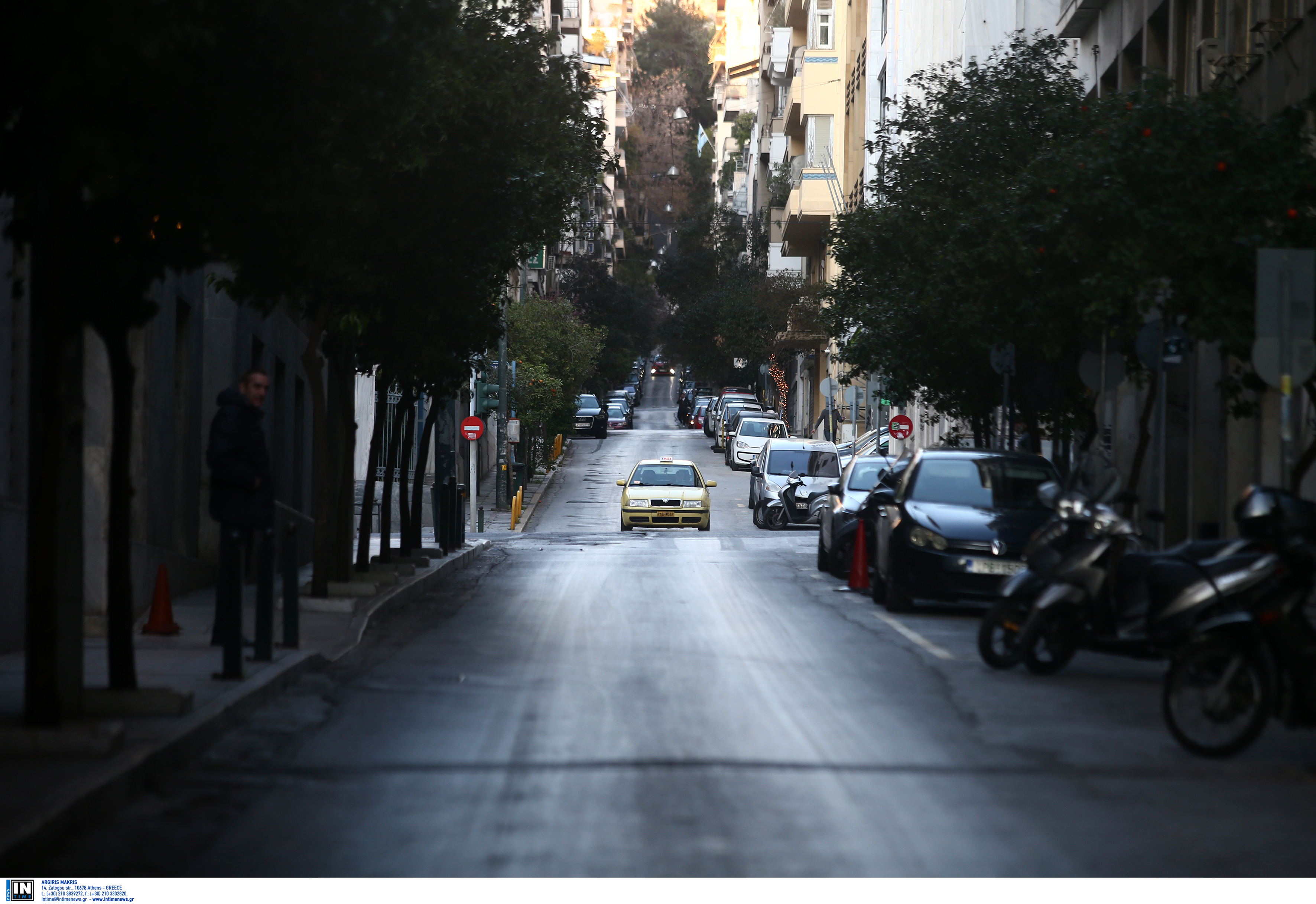 Αυτό είναι το παράξενο που συνέβη στην Ελλάδα με την ανακοίνωση των μέτρων απαγόρευσης κυκλοφορίας