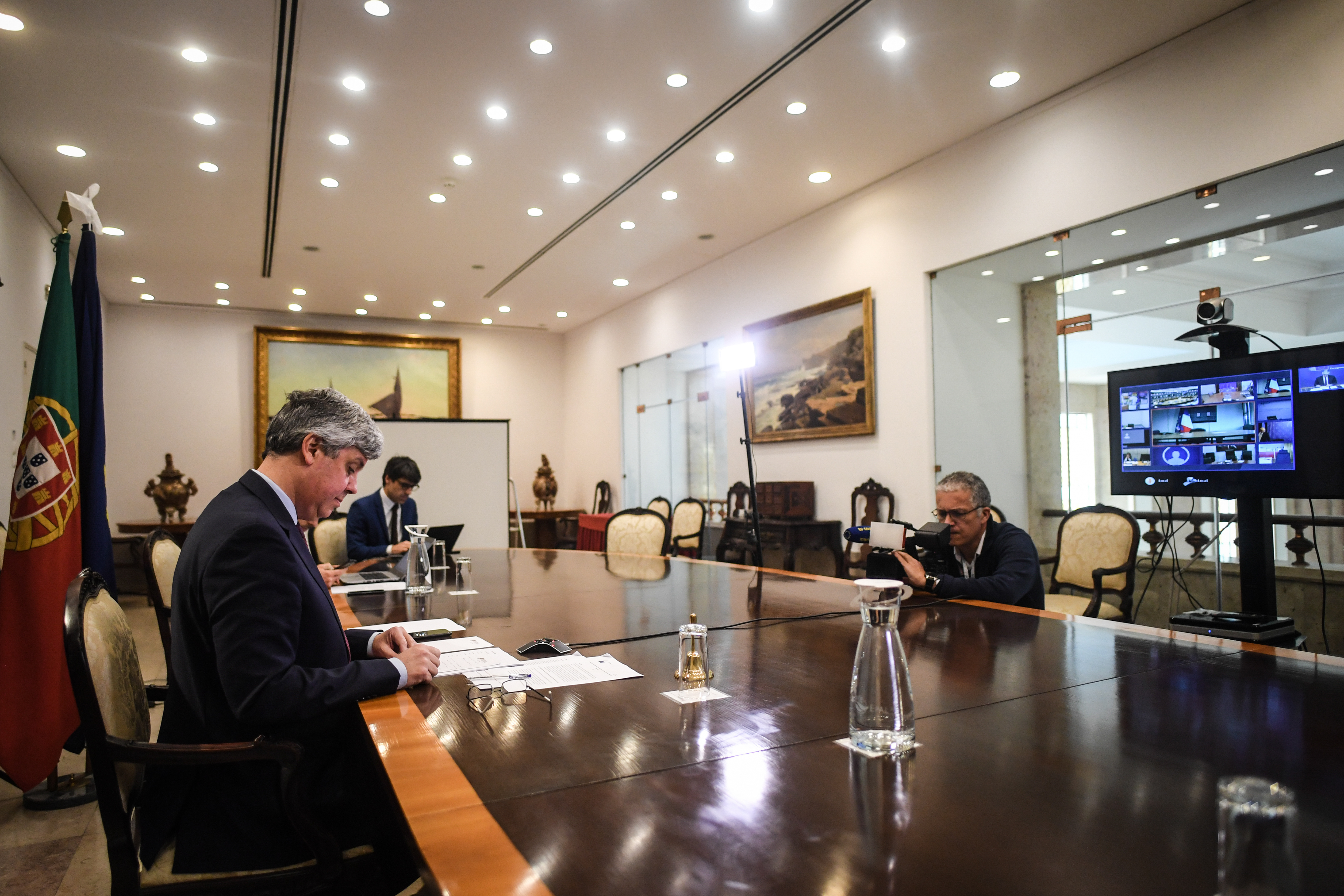 Eurogroup: Διακόπηκε η συνεδρίαση - Την Πέμπτη η νέα τηλεδιάσκεψη