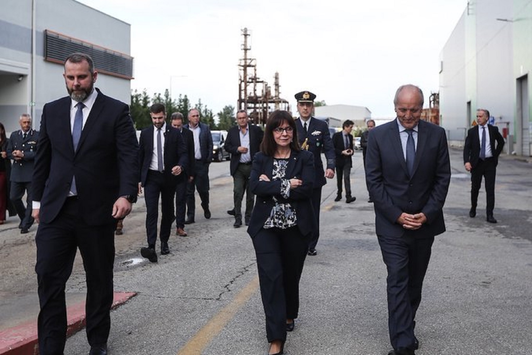 Άλλο η συμπάθεια στο τηλέφωνο, άλλο η φρεγάτα στη Μεσόγειο