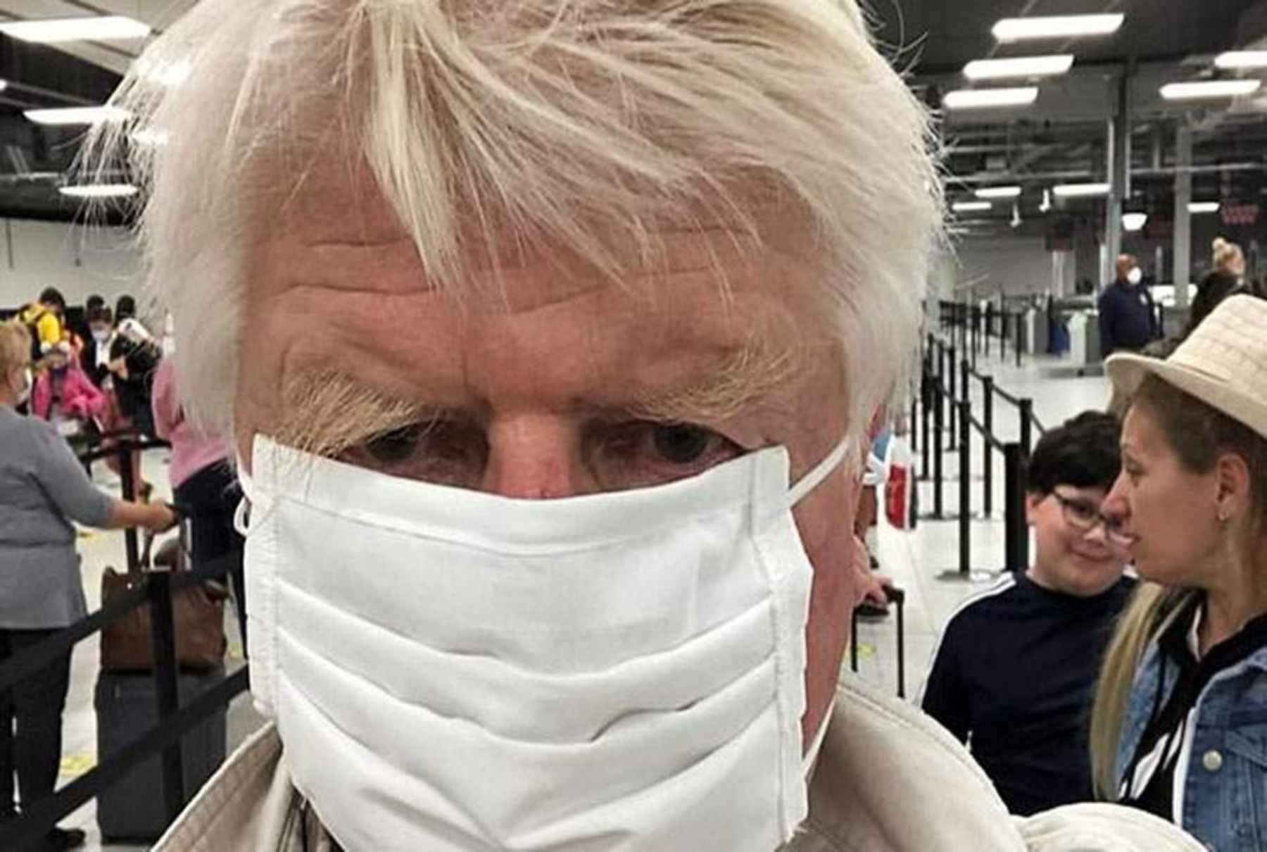 Πατέρας Μπόρις Τζόνσον: Απαντά σε αυτούς που του επιτέθηκαν για την επίσκεψή του στην Ελλάδα