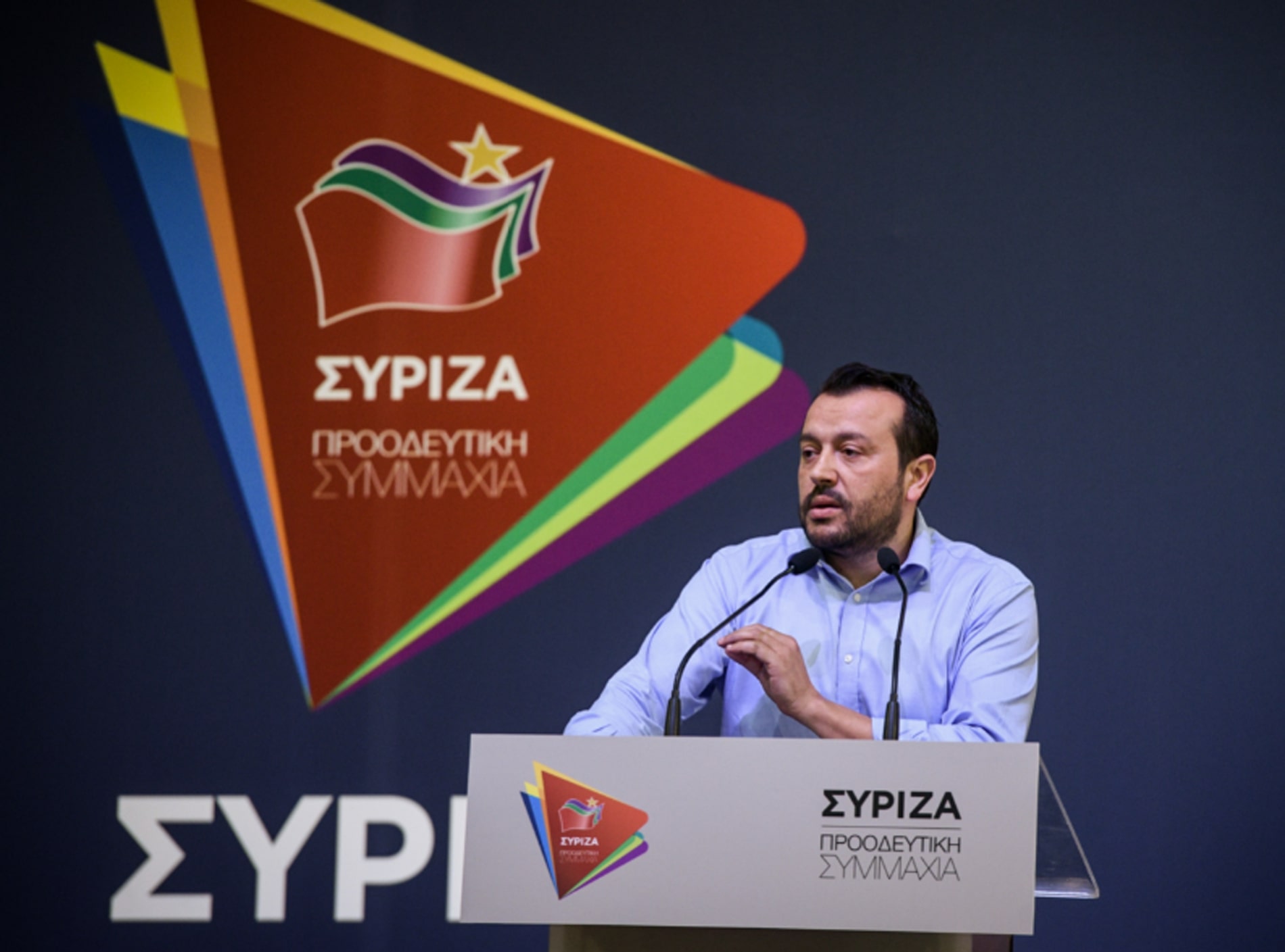 Πόλεμος λάσπης και στο βάθος εκλογές