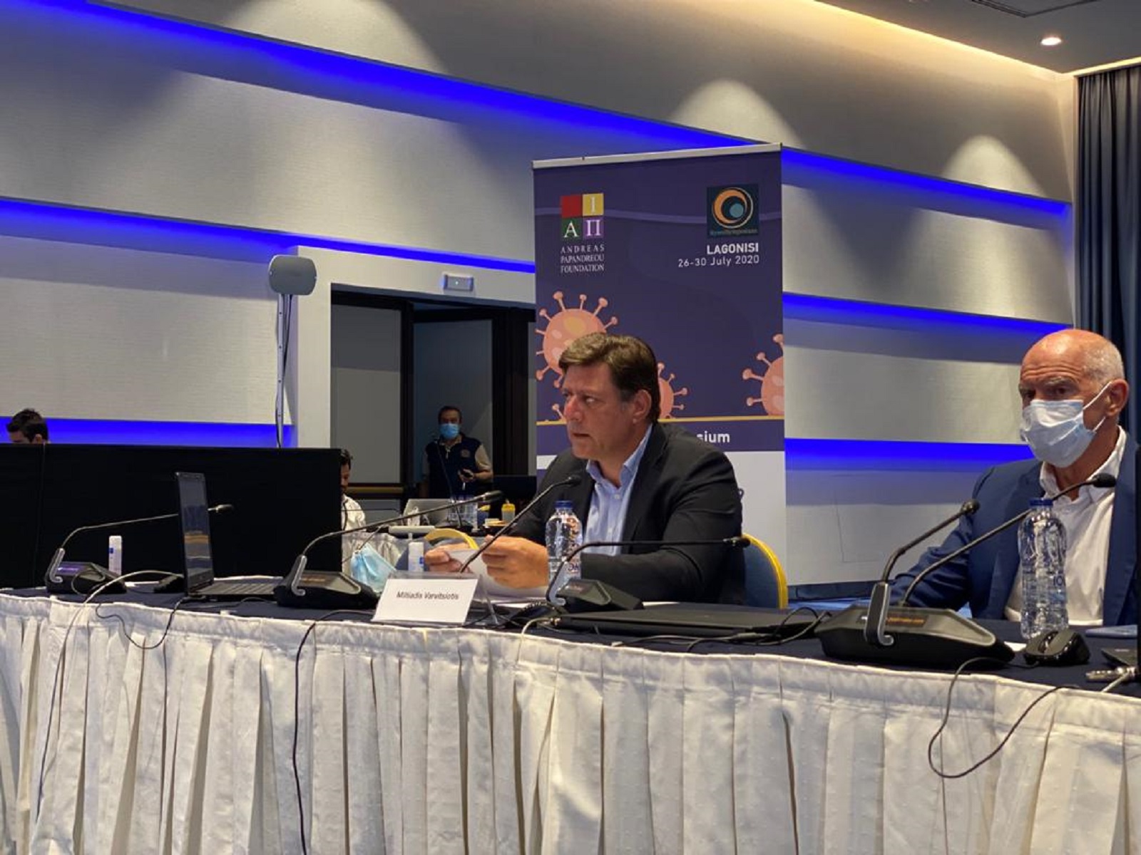 Μιλτιάδης Βαρβιτσιώτης Τουρκία: «Καμιά διαπραγμάτευση υπό διαρκή στρατιωτική απειλή»