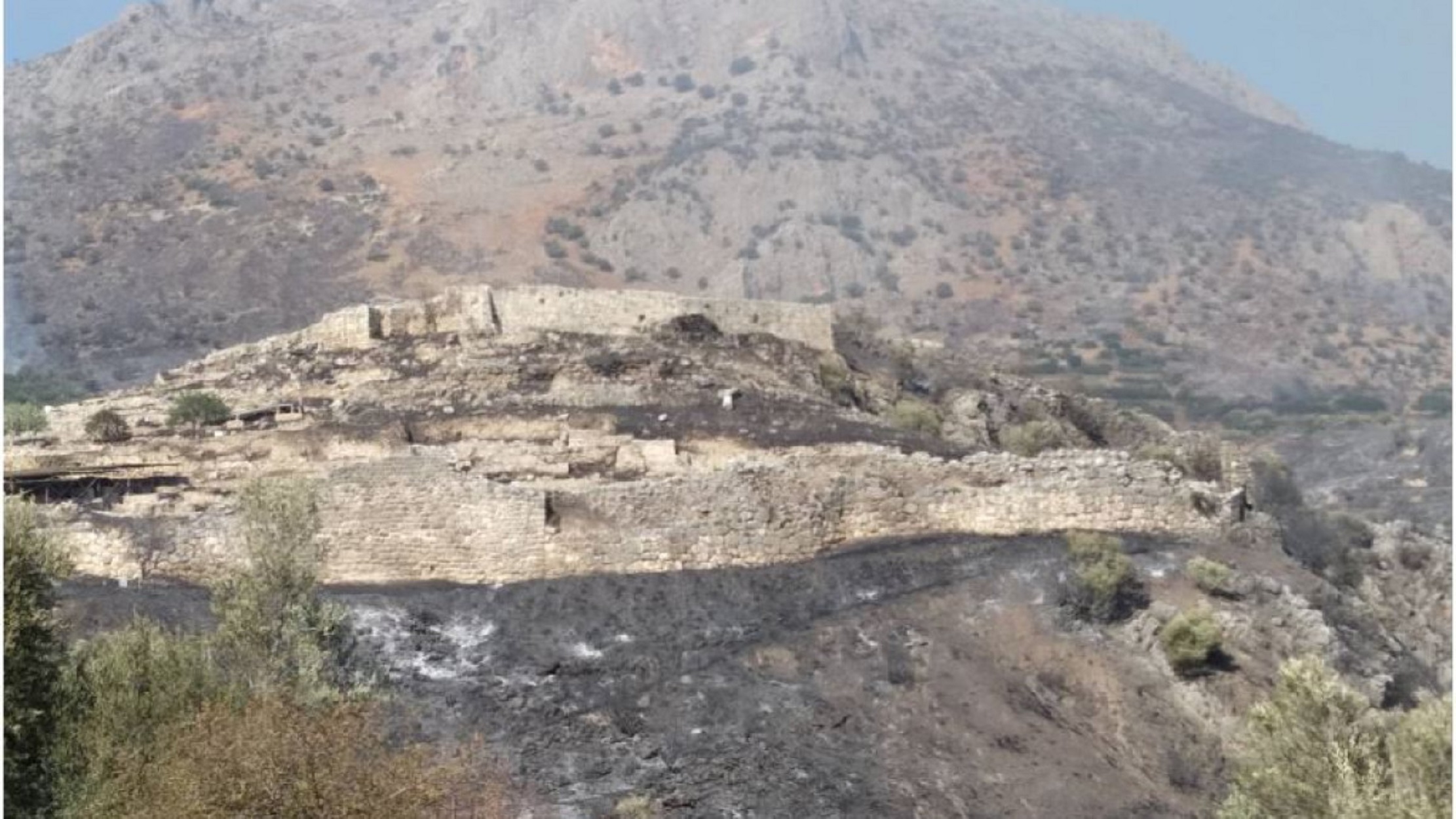 Τα όμορφα παραμύθια όμορφα καίγονται