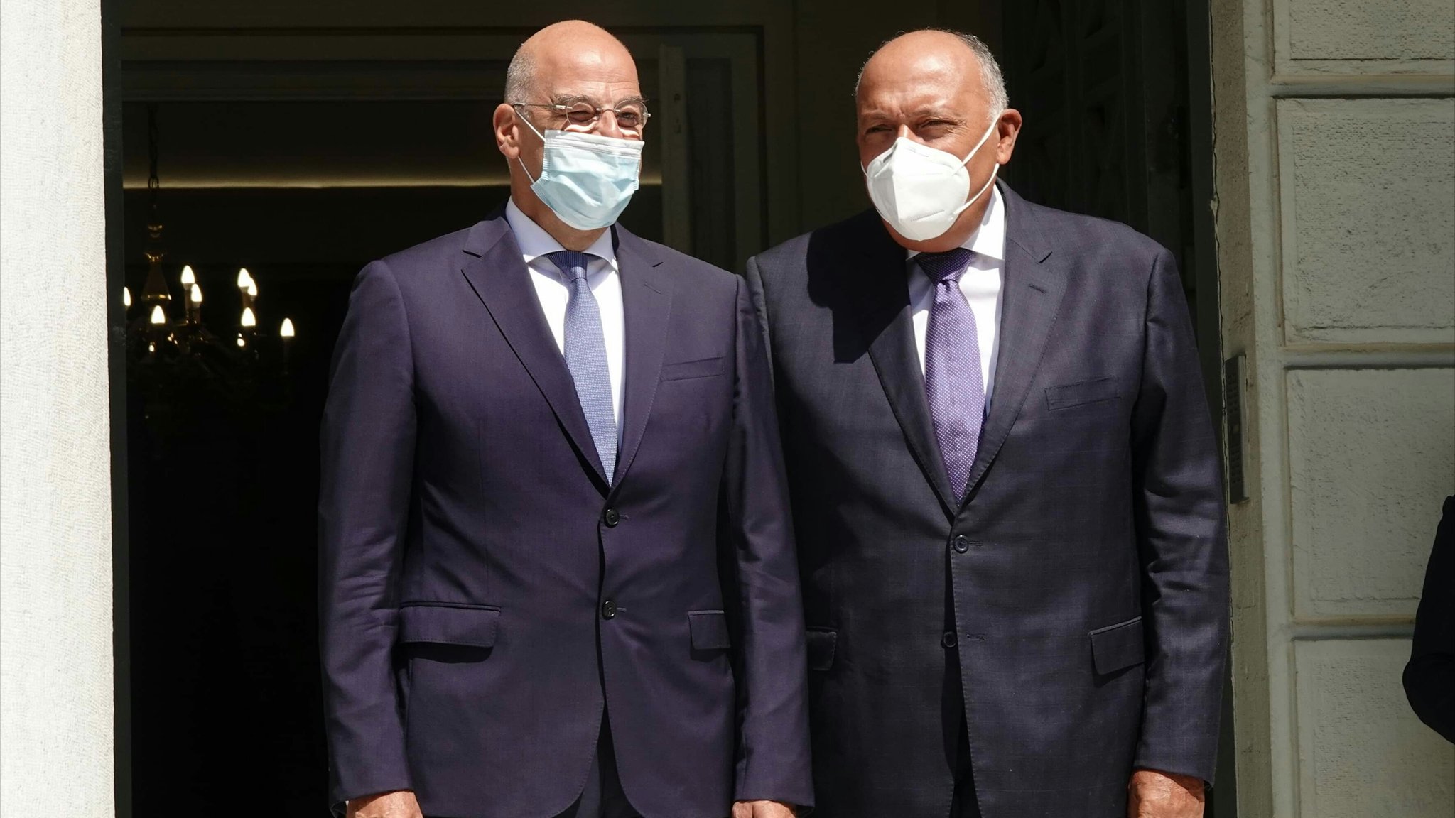 Συνάντηση Δένδια - Σούκρι: Ενίσχυση διμερών σχέσεων Ελλάδας και Αιγύπτου