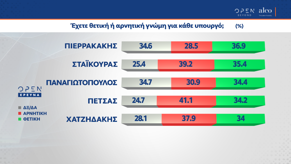 svg%3E