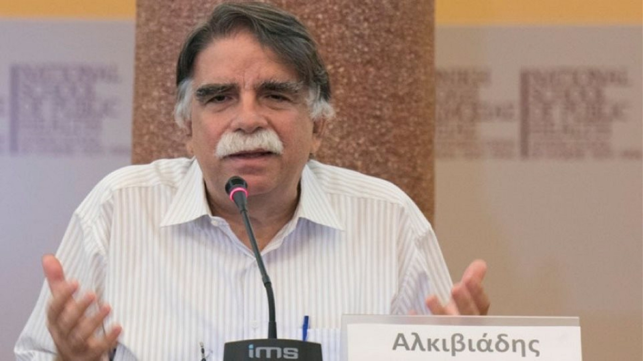 Ο Αλκιβιάδης Βατόπουλος