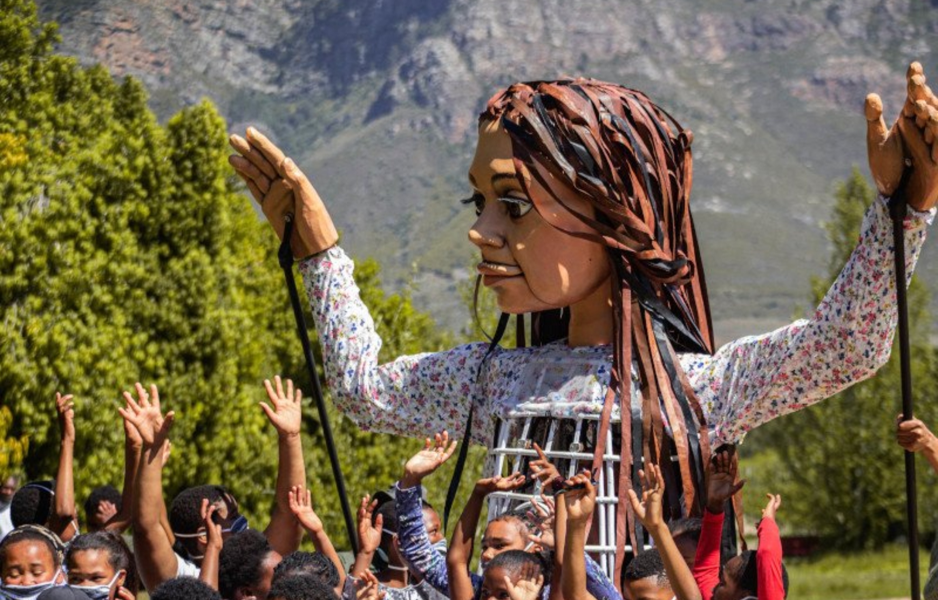 Ο ΣΥΡΙΖΑ θα κατεβάσει υποψήφια την Αμάλ