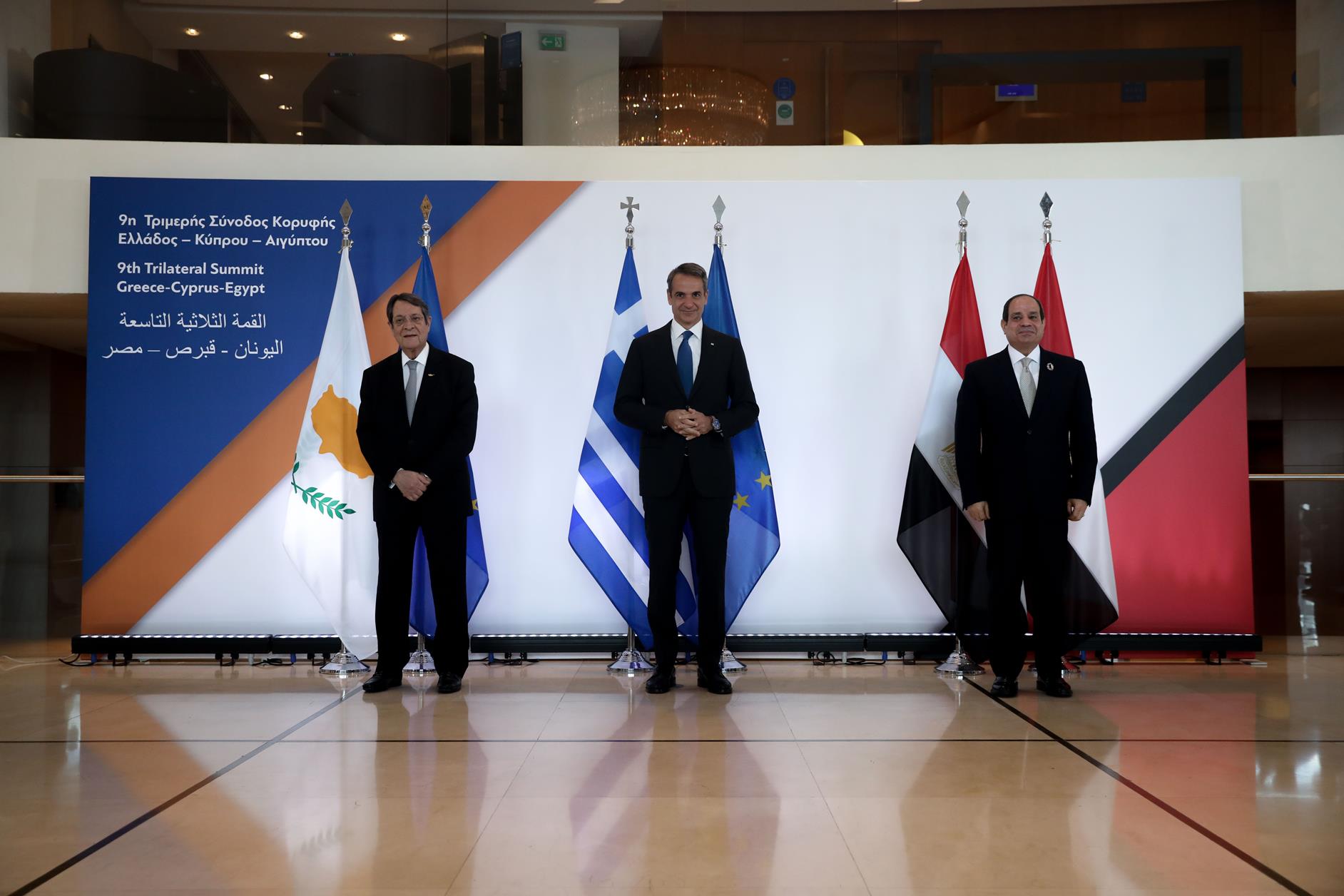 Οικονόμου κατά Τσίπρα για Εξεταστική