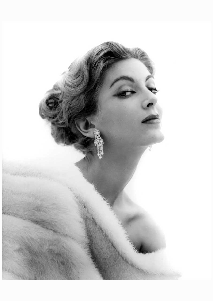 Carmen Dell' Orefice: Η επιτομή της διαχρονικής ομορφιάς - Το cat walk μιας  συναρπαστικής ζωής | Ειδησεις | Pagenews.gr