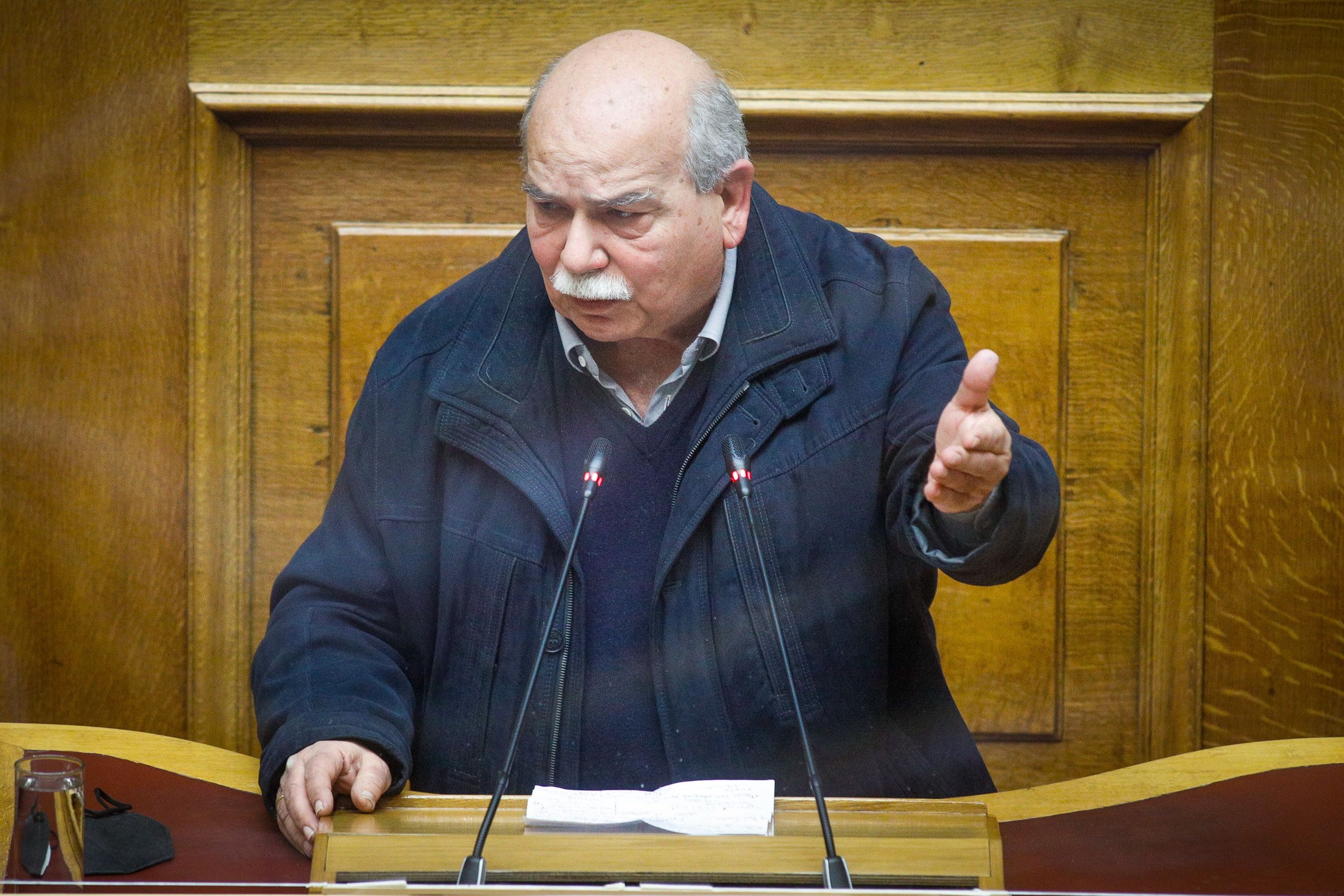 Βούτσης: Έχετε αλλάξει το δόγμα της εξωτερικής μας πολιτικής