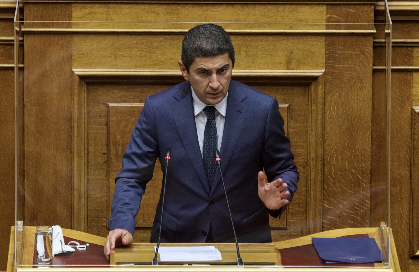 Λευτέρης Αυγενάκης: Θετικός στον κορωνοϊό ο υφυπουργός Αθλητισμού