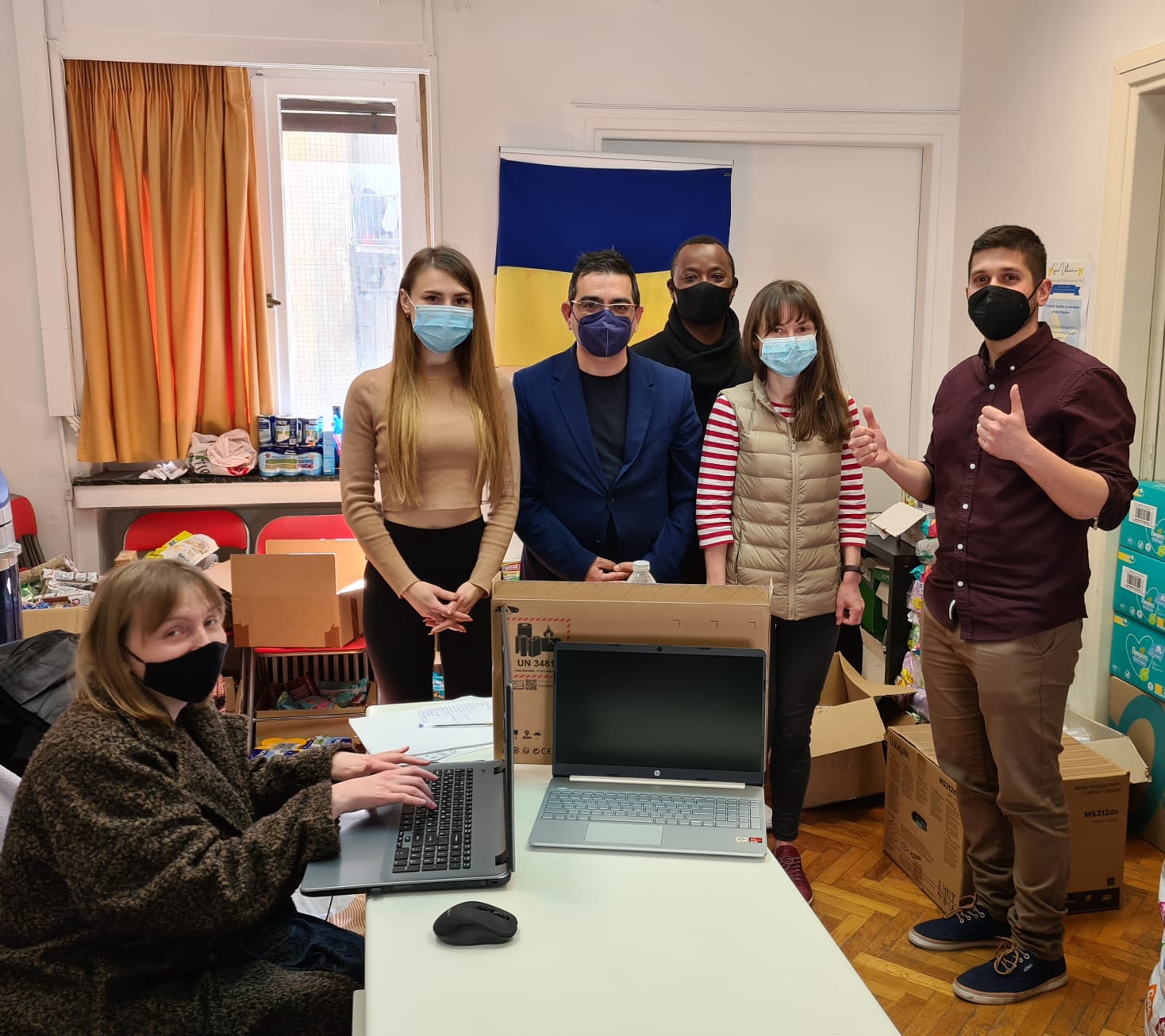 Μέγαρο Μαξίμου: Έστειλε ηλεκτρονικό εξοπλισμό σε κοινότητες της Ουκρανίας