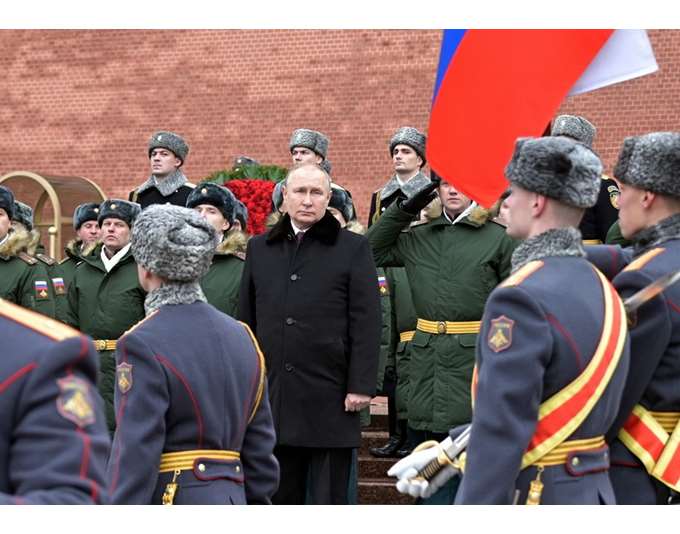 Δικαιολογούν οι ισχυρισμοί του Πούτιν έναν πόλεμο;