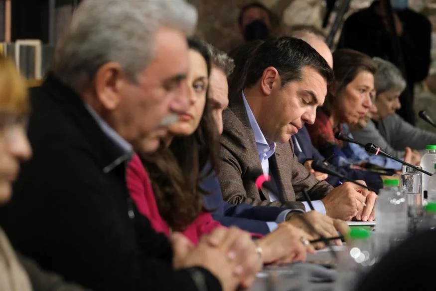 Κάναμε λάθος σύντροφοι - Το Think Tank του Γερμανικού εταίρου του ΣΥΡΙΖΑ αποστασιοποιείται