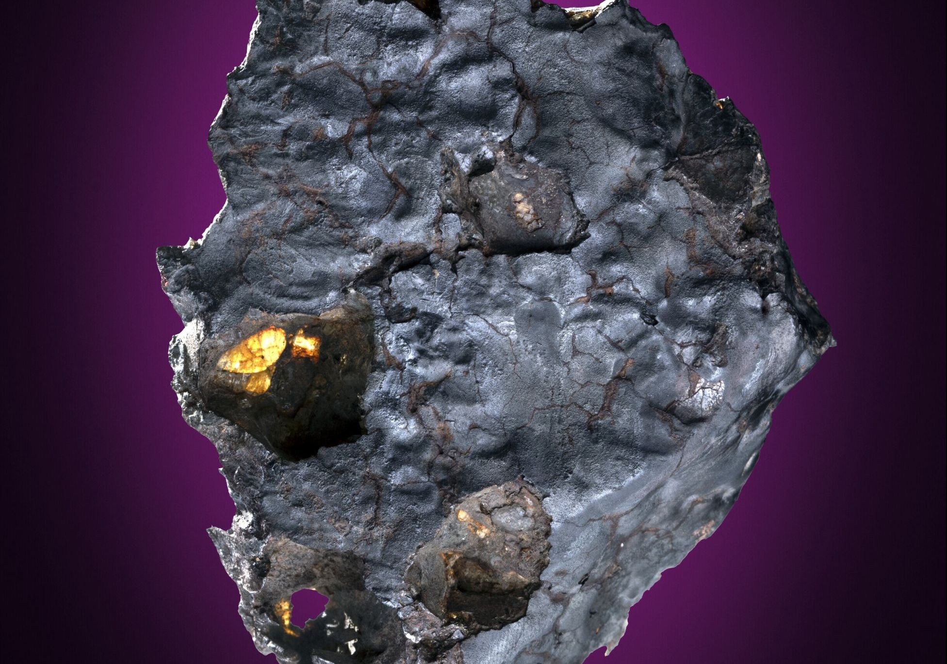 Έλληνας επιστήμονας ηγήθηκε ομάδα από Κινέζους - Γάλλους και ανακάλυψε ένυδρα ορυκτά σε ιστορικό μετεωρίτη