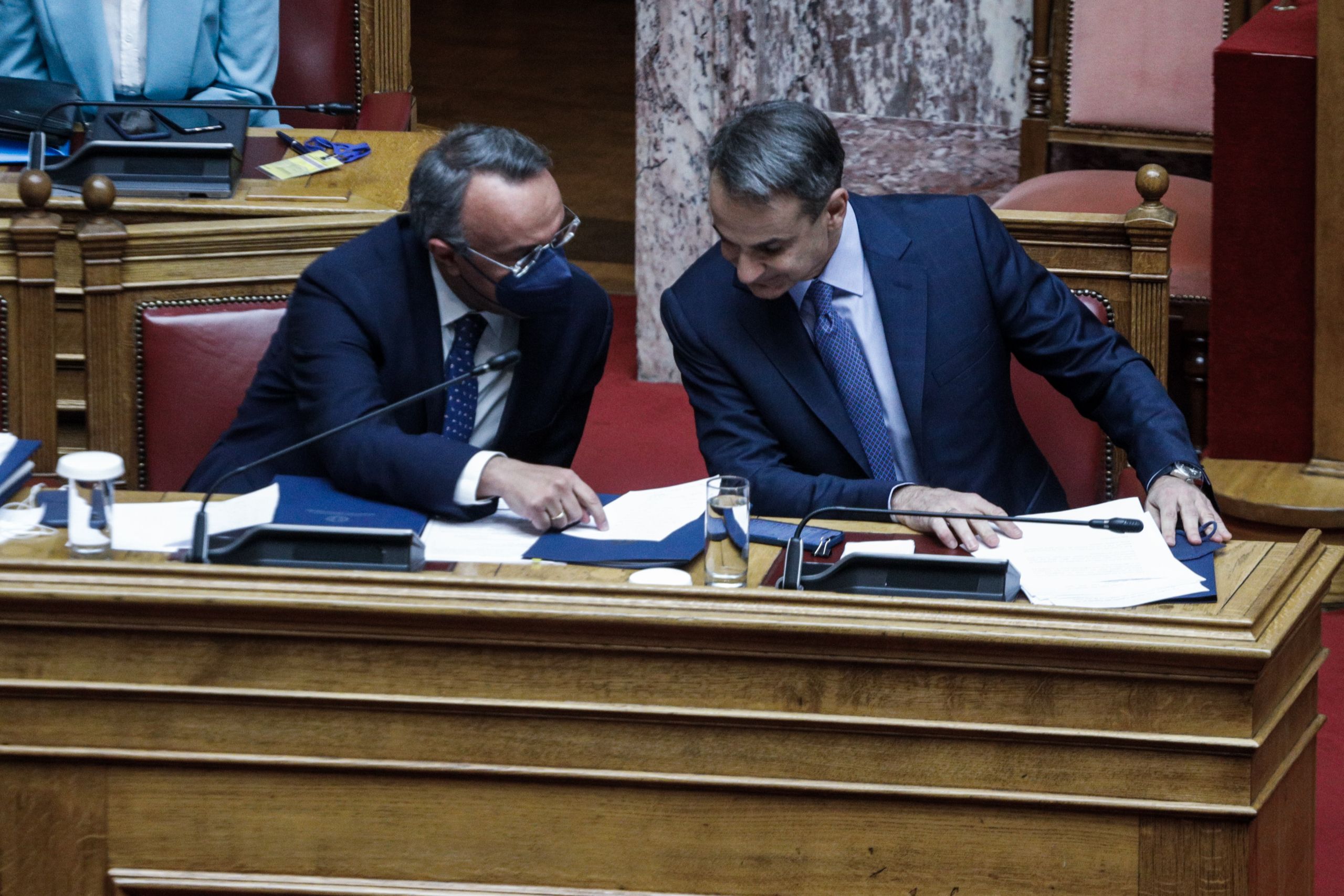 Ο καθημερινός διαρκής πόλεμος της κυβέρνησης με την ακρίβεια