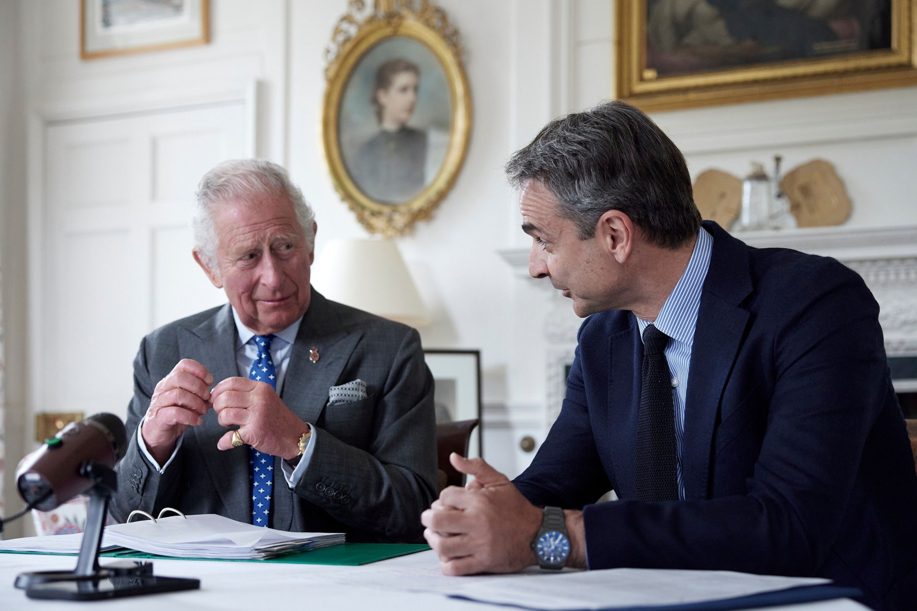 Αυλάρχης Πρωθυπουργός;