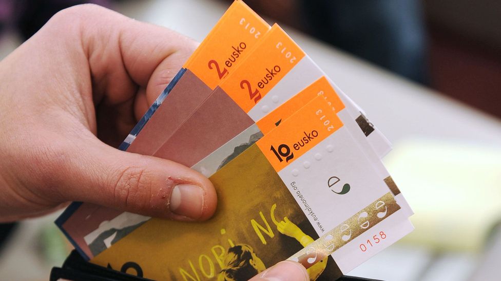 Eusko: Η Ευρώπη κυκλοφόρησε το πρώτο τοπικό νόμισμα