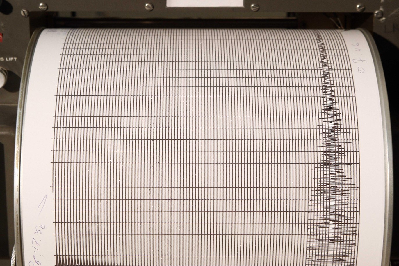 Σεισμός τώρα στη Βοιωτία