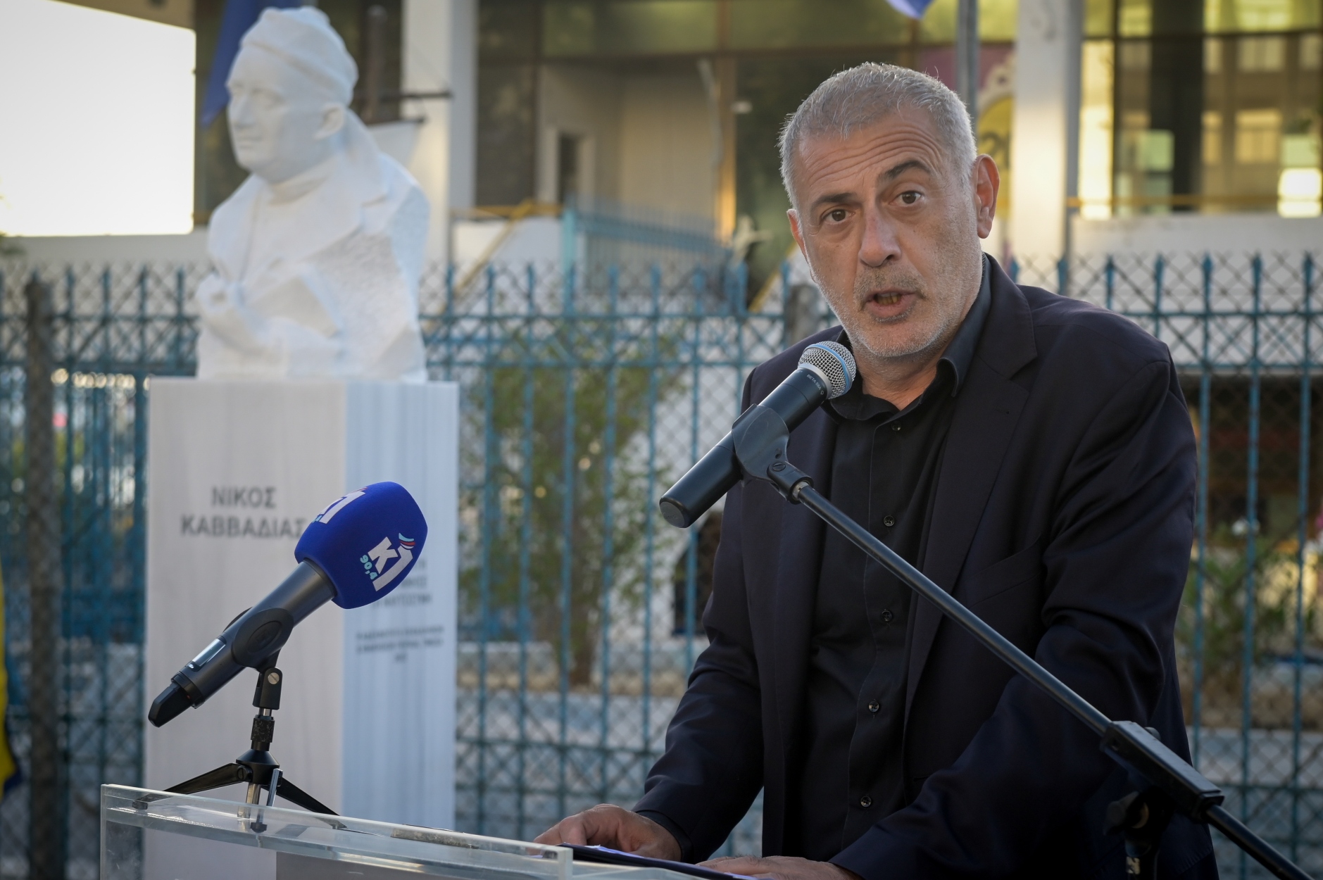 Γιάννης Μώραλης: Θα είμαι υποψήφιος και το 2023 στον Πειραιά