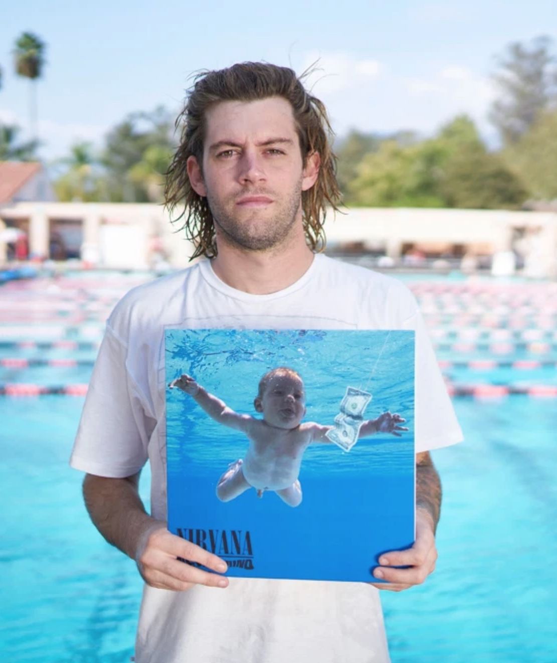 Nirvana: Τη δικαστική διαμάχη για το εξώφυλλο με το μωρό στη πισίνα κέρδισαν μετά από 31 χρόνια