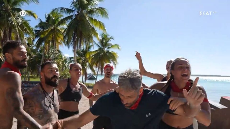 Survivor 2024: Σε έκσταση οι Κόκκινοι - «Γεια σου Παππά, Παππά, φιλάκια ...