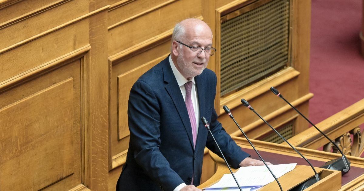 Floridis’ Controversial Bill: Restricting the Right to Defense in the Name of “Investigation Protection”?