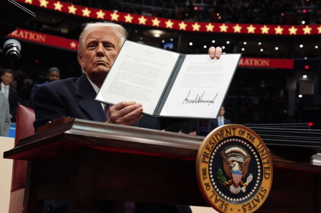 trump nomos gia ta opla