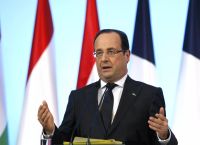 Ολάντ: Ο πρώην πρόεδρος της Γαλλίας τάσσεται υπέρ της φορολόγησης του μεγάλου πλούτου