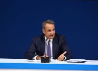 ΝΔ: Τα ορόσημα για επανασυσπείρωση της κομματικής βάσης