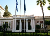 Κυβερνητικές πηγές για Ανδρουλάκη: “Πράσινα λεφτόδεντρα” απέναντι στη μεταρρύθμιση Μητσοτάκη
