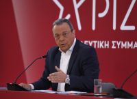 Φάμελλος για κόμμα Τσίπρα: Αδιανόητη οποιαδήποτε συζήτηση περί κατακερματισμού ή ανεξαρτητοποίησης