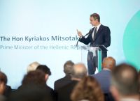 Μητσοτάκης: Εξετάζουμε την απαγόρευση της χρήσης των social media από ανηλίκους κάτω των 16 ετών