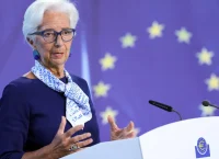 Κίνδυνος Ύφεσης: Η ΕΚΤ Ζυγίζει Επιτόκια, η Ευρωζώνη Δοκιμάζεται από Δασμούς
