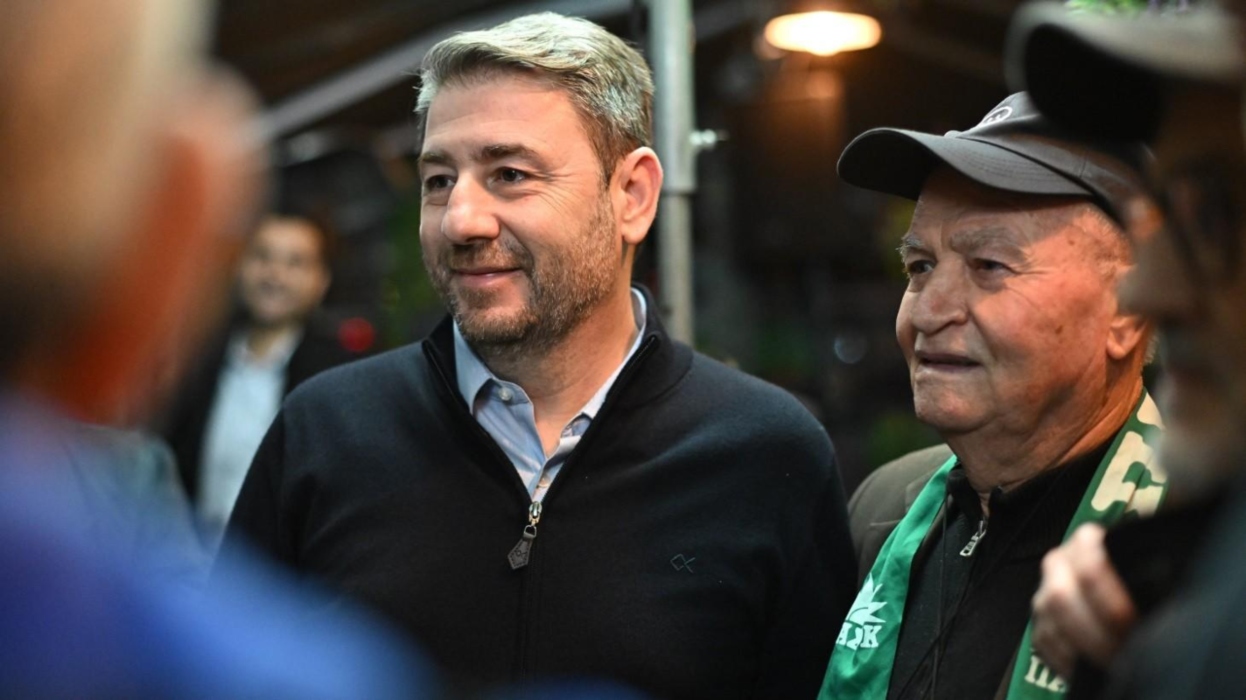 «Καυτό» comeback Τσίπρα ανάβει φωτιές στην Κεντροαριστερά–ΠΑΣΟΚ,ΣΥΡΙΖΑ και Νέα Αριστερά σε μυστικές ζυμώσεις