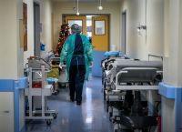 Χριστούγεννα χωρίς γρίπη: Τι να προσέξετε για ασφαλείς γιορτές το 2025-2026