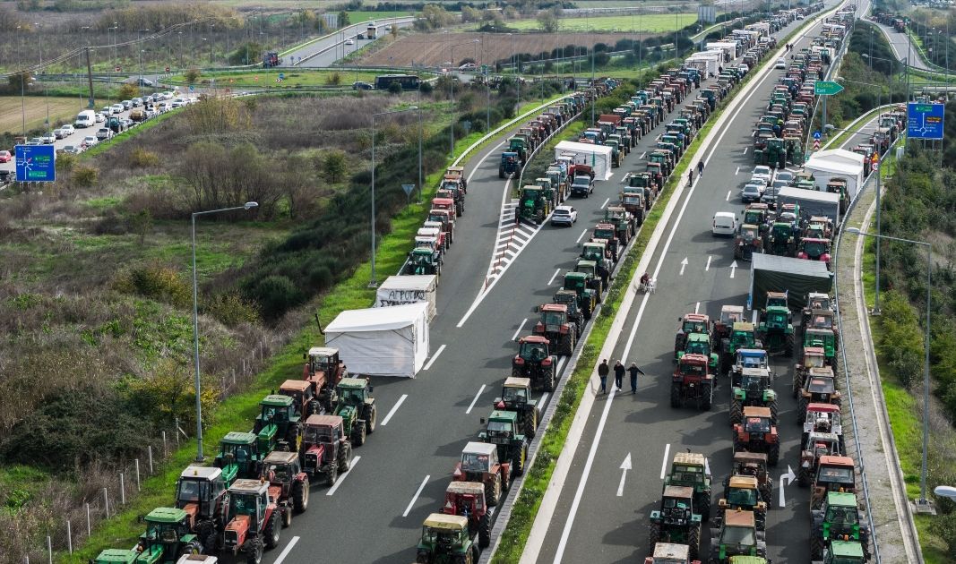 New Farmer Protests: Heraklion Airport to Be Blocked Indefinitely from 8/12