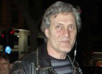 “Εφυγε” ο ηθοποιός Αλμπέρτο Εσκενάζυ σε ηλικία 73 ετών