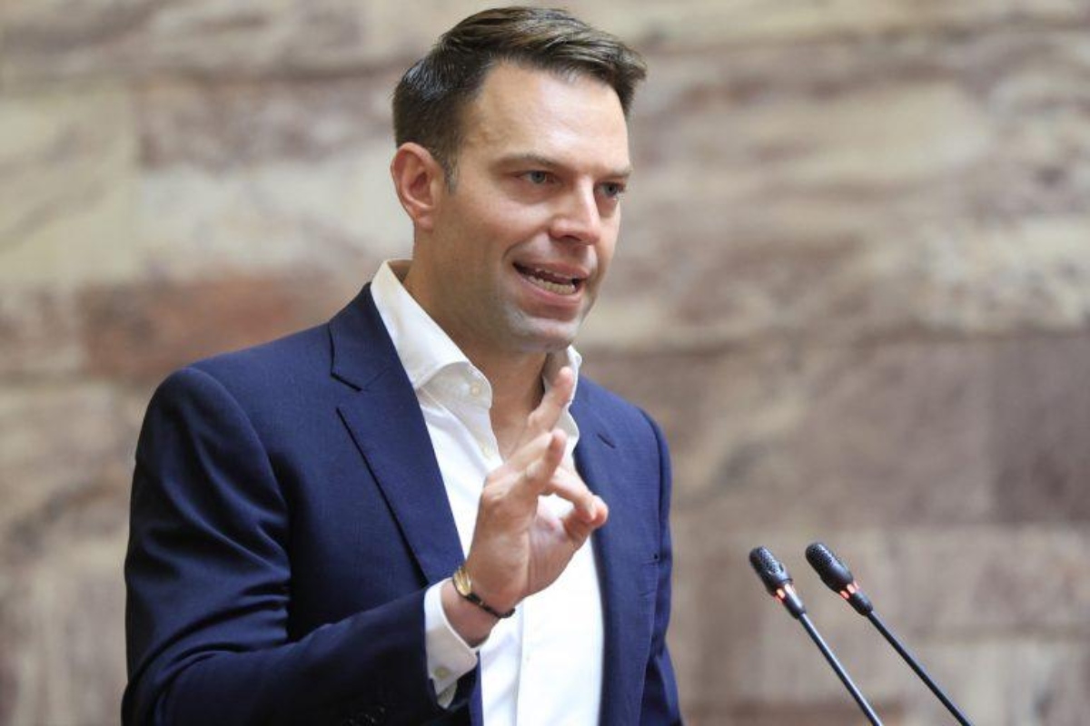 Σκληρή αντεπίθεση Κασσελάκη σε Μαρινάκη: άμβλωση, Τέμπη και η «Ομάδα Αλήθειας» στο στόχαστρο