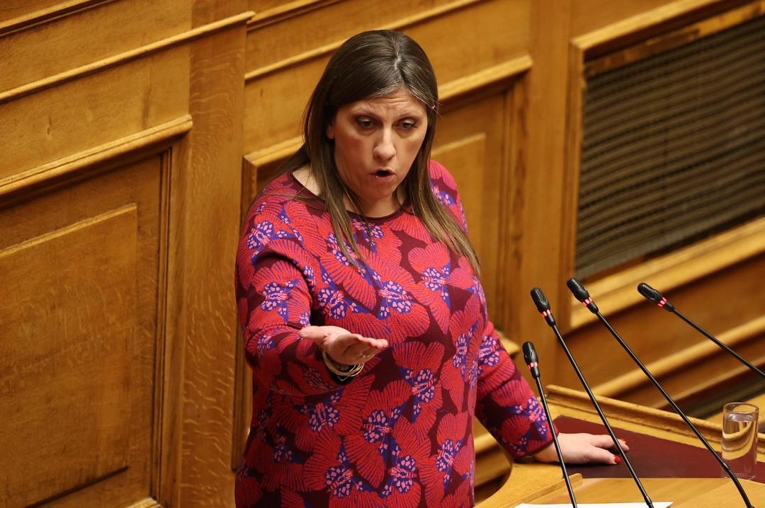 Κωνσταντοπούλου στη Βουλή: «Ας ρίξουμε την κυβέρνηση – Αποκατάσταση της δημοκρατικής τάξης τώρα»