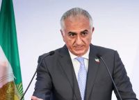 Σφοδρή επίθεση Παχλαβί: Μετά τον θάνατο Χαμενεΐ το καθεστώς οδεύει στον σκουπιδοτενεκέ της Ιστορίας