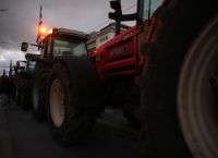 Αγρότες με τρακτέρ στο Σύνταγμα: Ολονύχτια «κατάληψη» και μήνυμα κλιμάκωσης