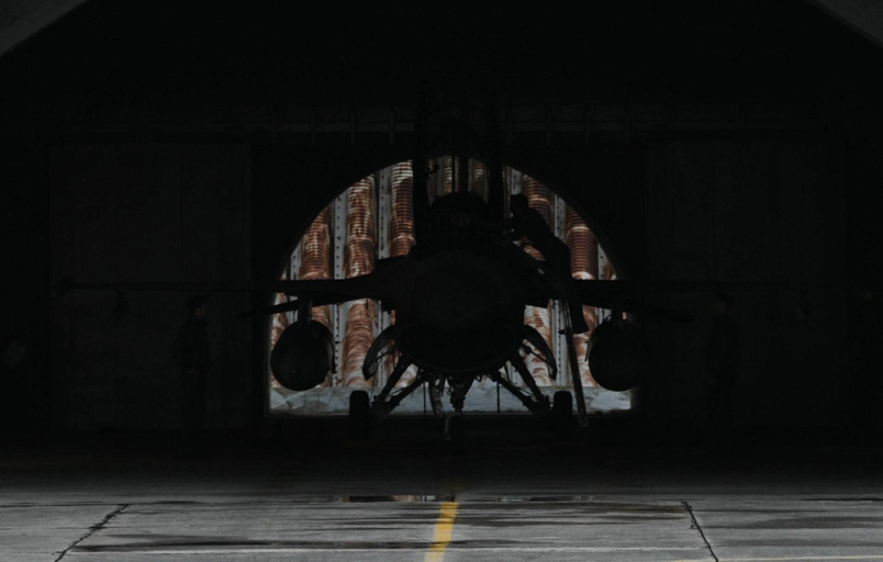 Κατάσκοπος, Πεκίνο και Πειραιάς: Πώς μια σύλληψη απειλεί να τινάξει στον αέρα τον ΟΛΠ