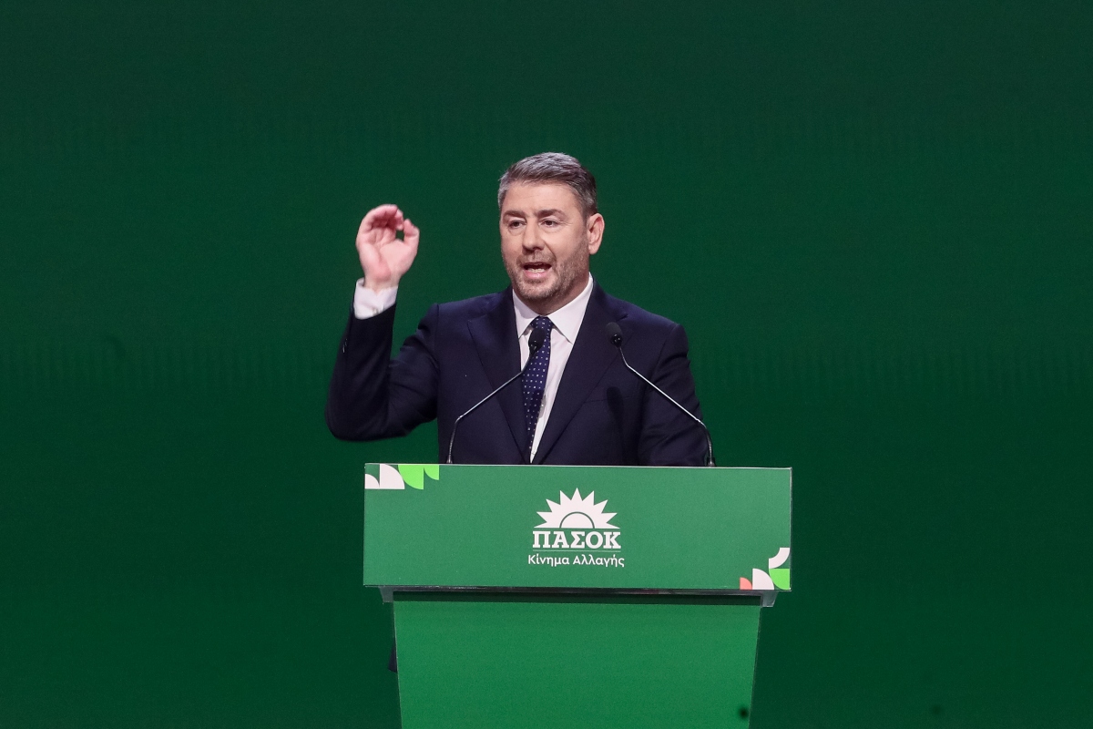 ΠΑΣΟΚ: Συνέδριο-φωτιά με αιχμές, μηνύματα και… υπόγειες καραμπόλες εξουσίας