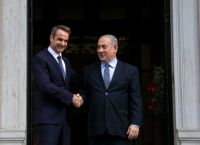 Η Ελλάδα στη Σκιά της Μέσης Ανατολής: Πώς η Κυβέρνηση Μητσοτάκη Διασφαλίζει Εθνικά Συμφέροντα