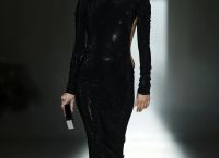 Ντέμνα στη Gucci: Η επιστροφή στα 2000s με sex, glam και himbo αισθητική